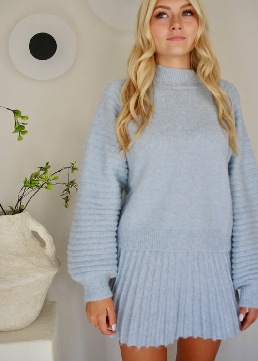 Gilmore Mockneck Knit Sweater - Baby Blue