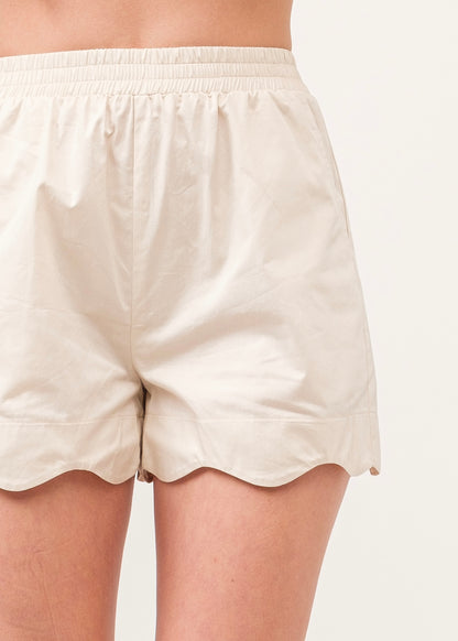 Country Club Scalloped Shorts - Cream